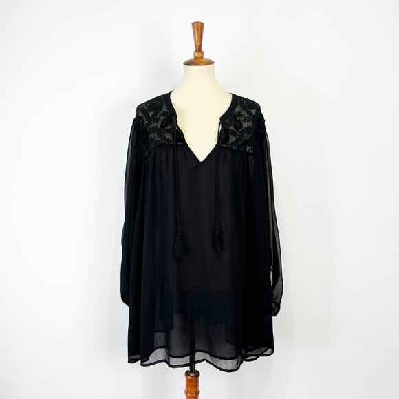 Torrid black embroidered sheer chiffon top balloon sleeves plus size 5 - Picture 7 of 7